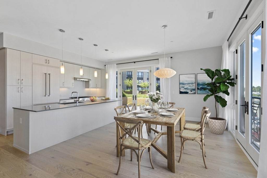 10 Shipyard Drive - Photo 1