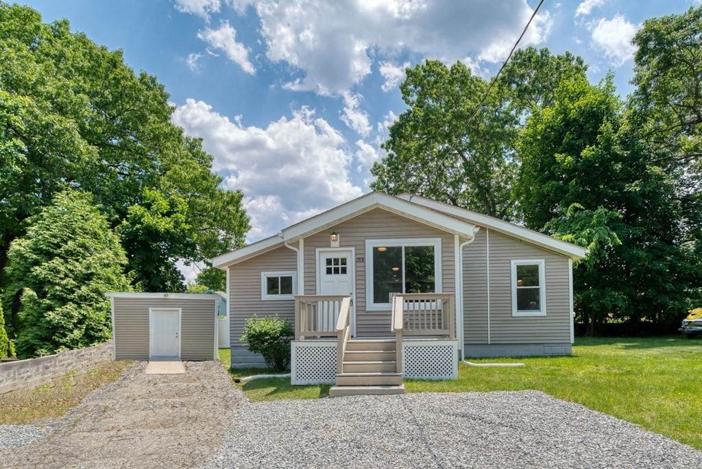 288 Cedar St - Photo 1