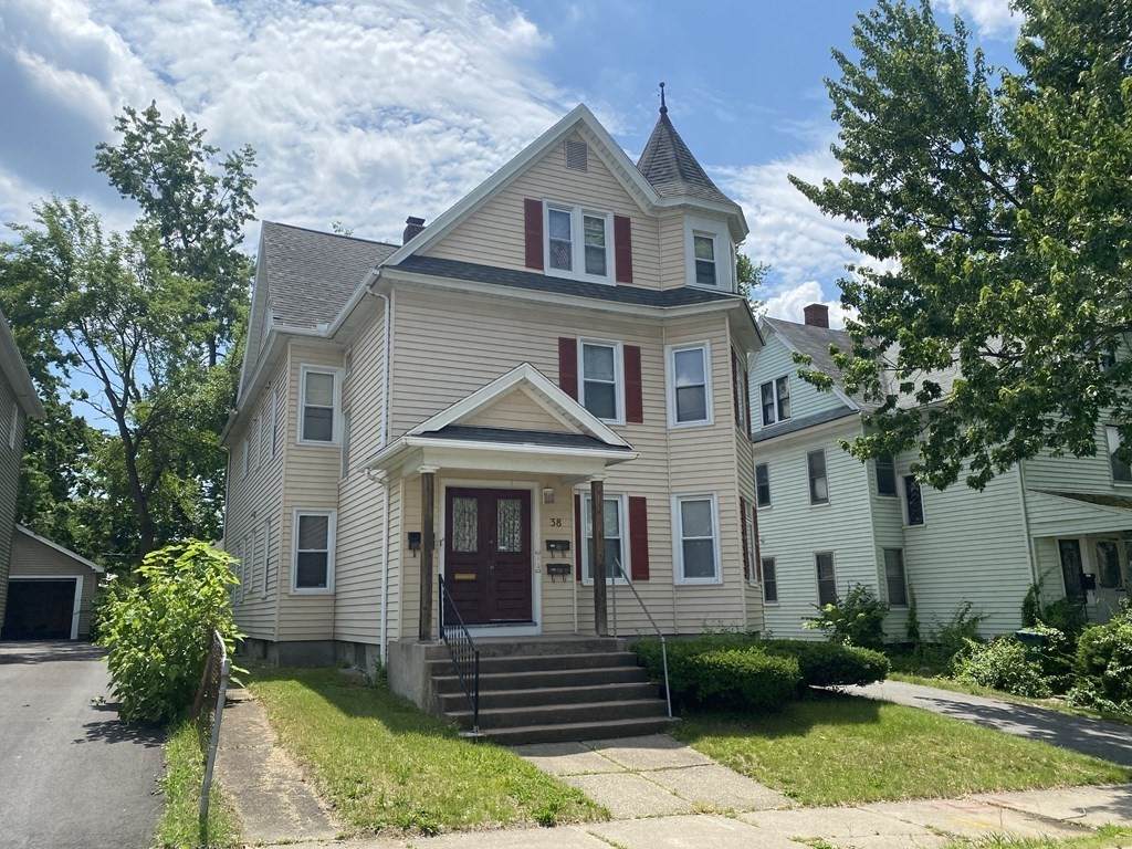 38 Chase Avenue - Photo 1