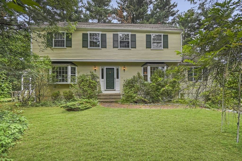 28 Pilgrim Rd - Photo 1