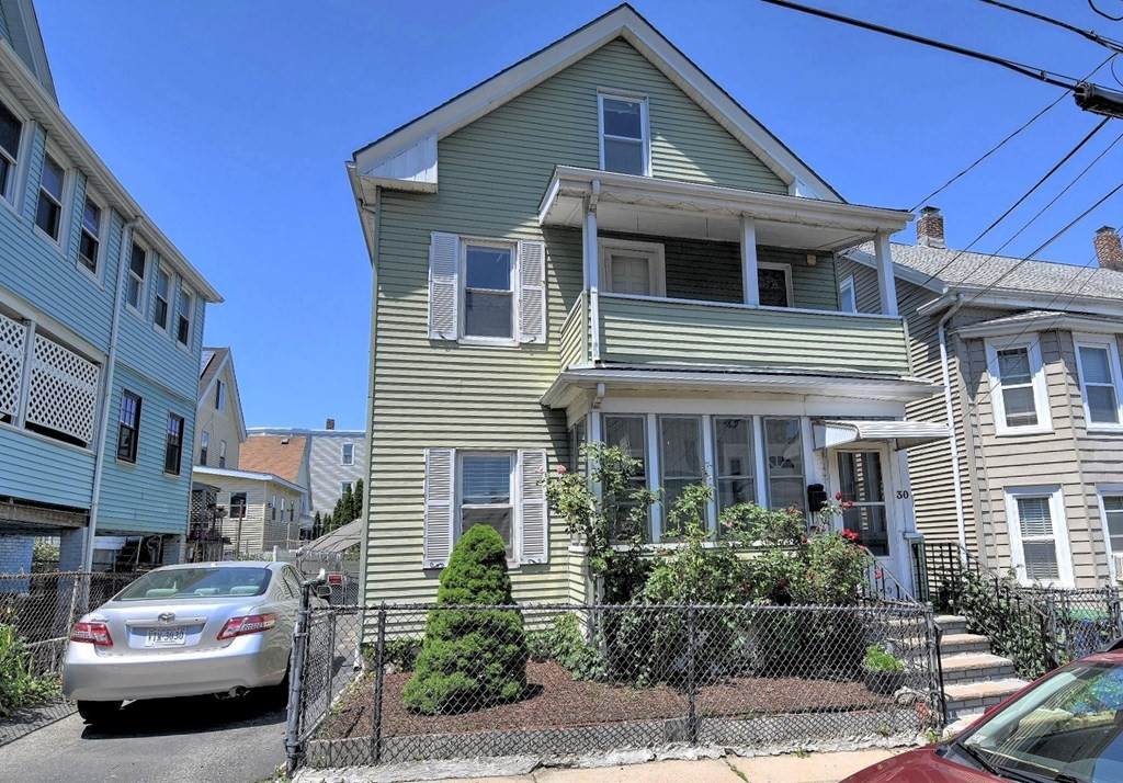 30 Bond St - Photo 1