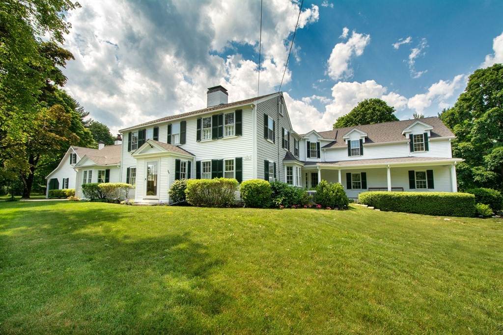 959 Main St - Photo 1