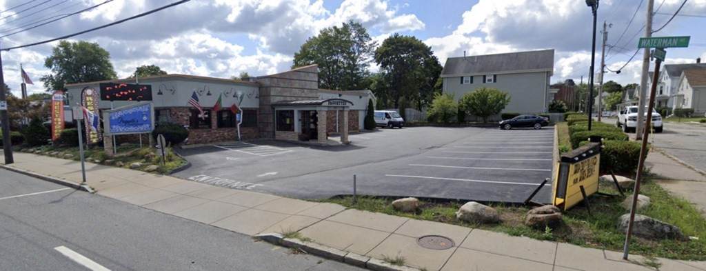 315 Waterman Ave - Photo 1