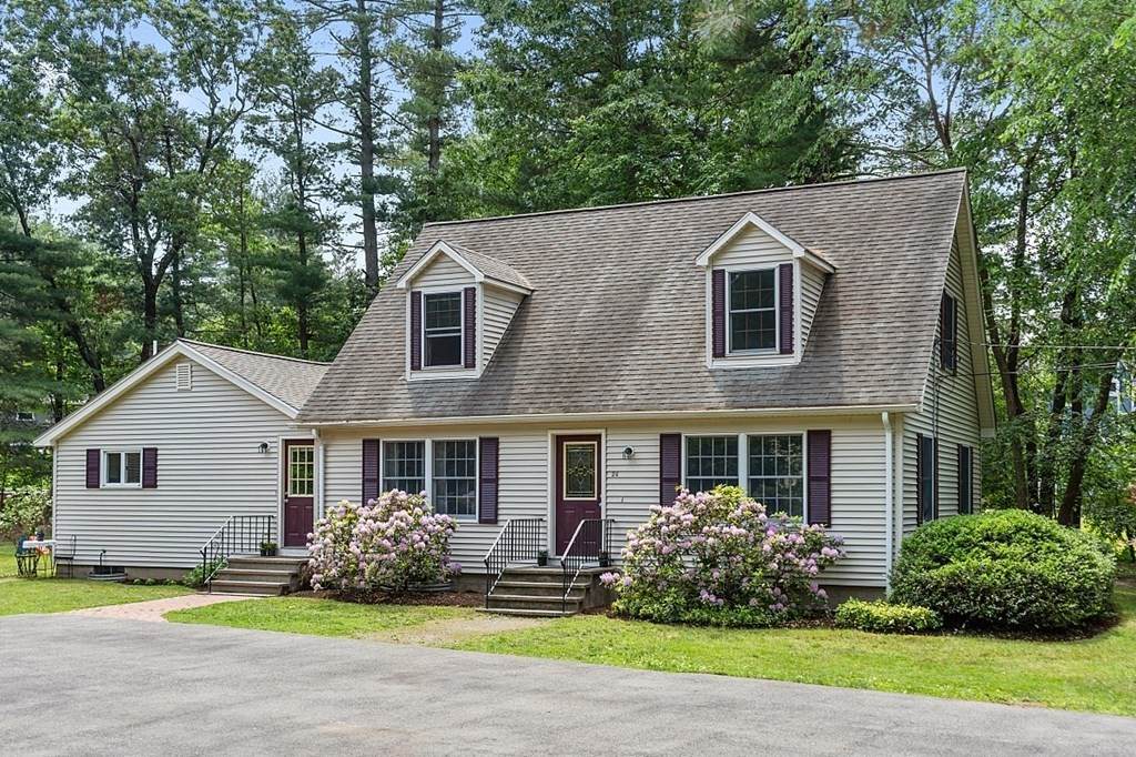 24 Richard Ave - Photo 1