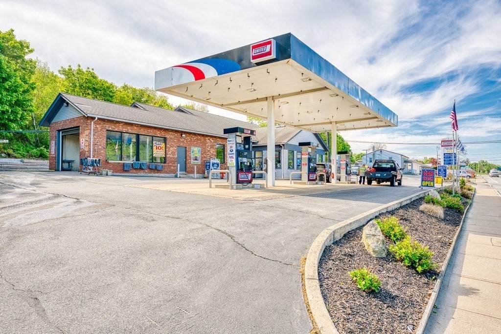 400 Main Rd. - Photo 1