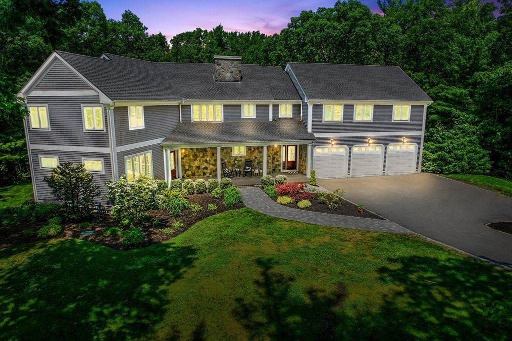 104 Nobscot Drive - Photo 1