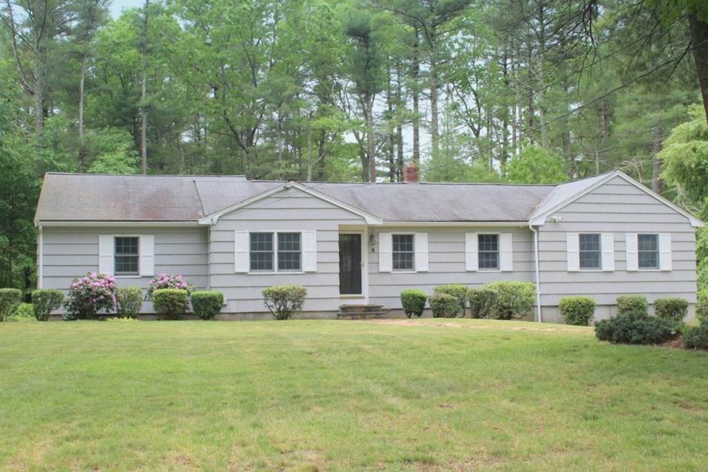 4 Surrey Lane - Photo 1