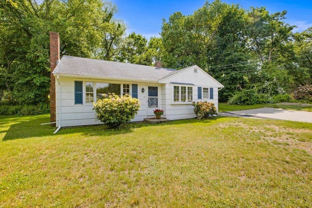 16 Locust Rd - Photo 1