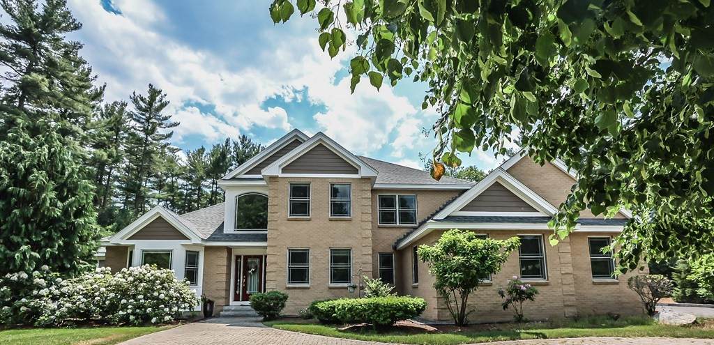 12 Crestwood Lane - Photo 1
