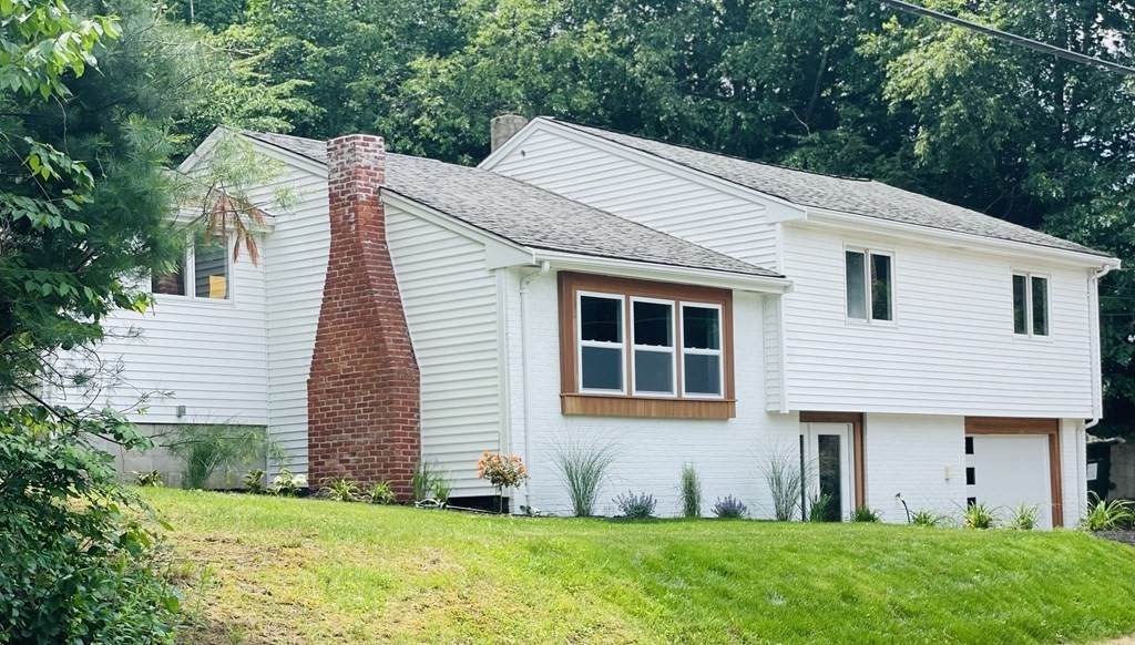 212 Lake Drive - Photo 1