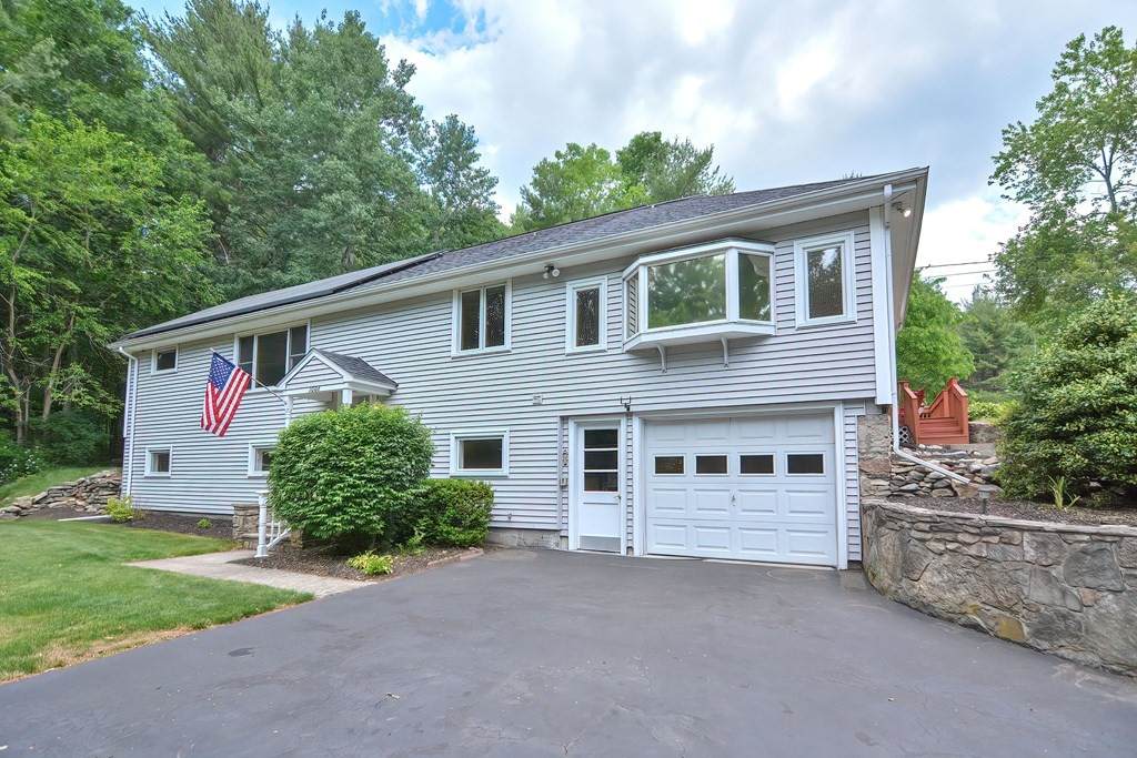 1006 Sutton St - Photo 1