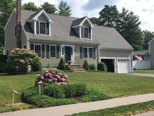 130 Meeshawn Ave - Photo 1