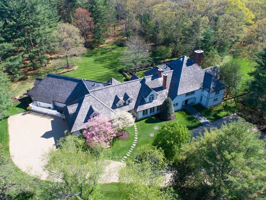 80 Ridgewood Road - Photo 1