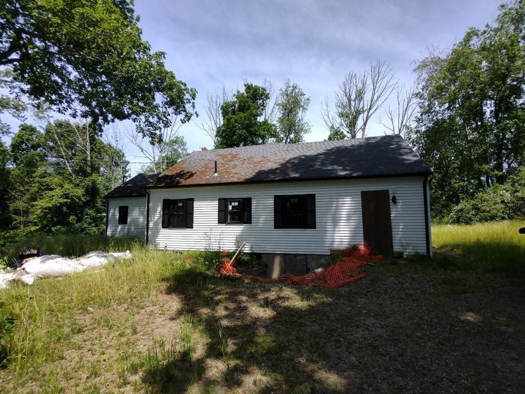 109 Mendon Rd - Photo 1