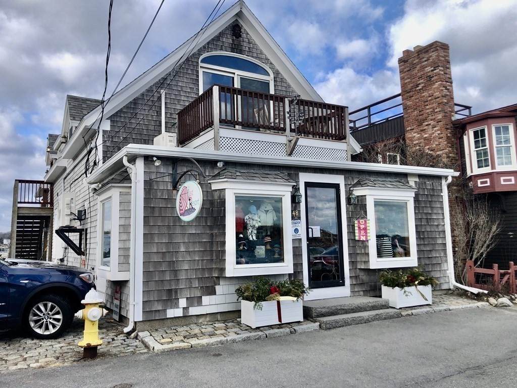 48A Bearskin Neck - Photo 1