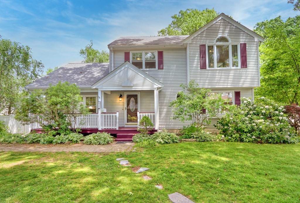 35 Mayo St - Photo 1
