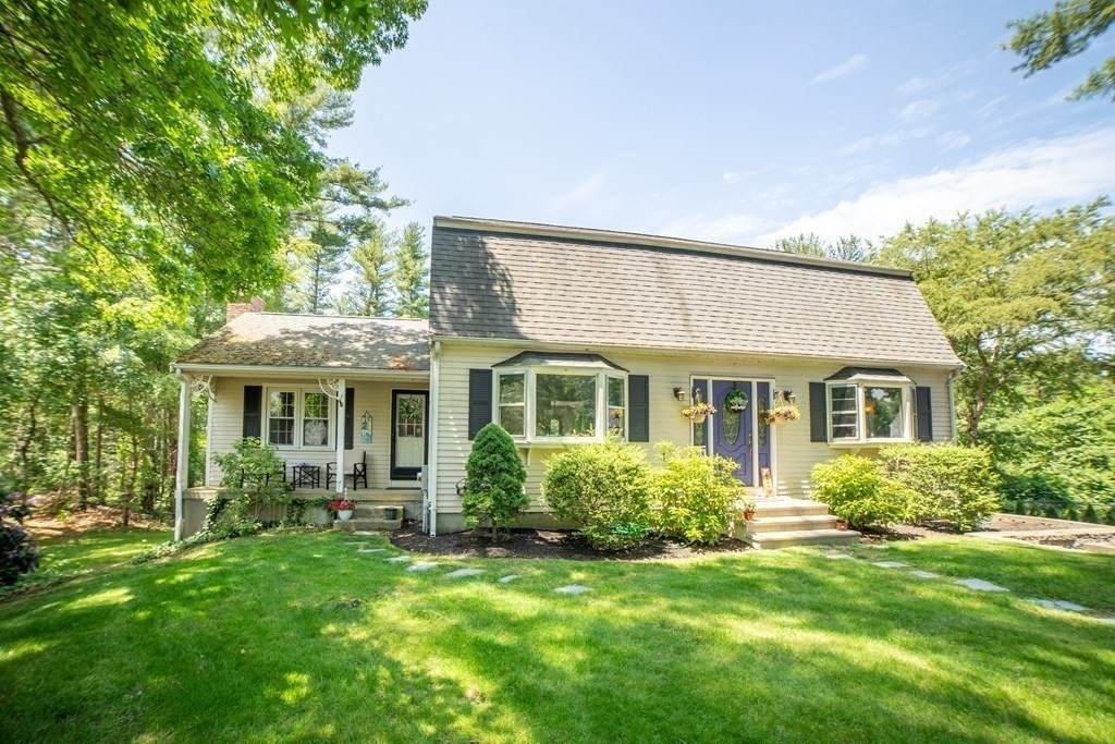 60 Lisa Ave - Photo 1