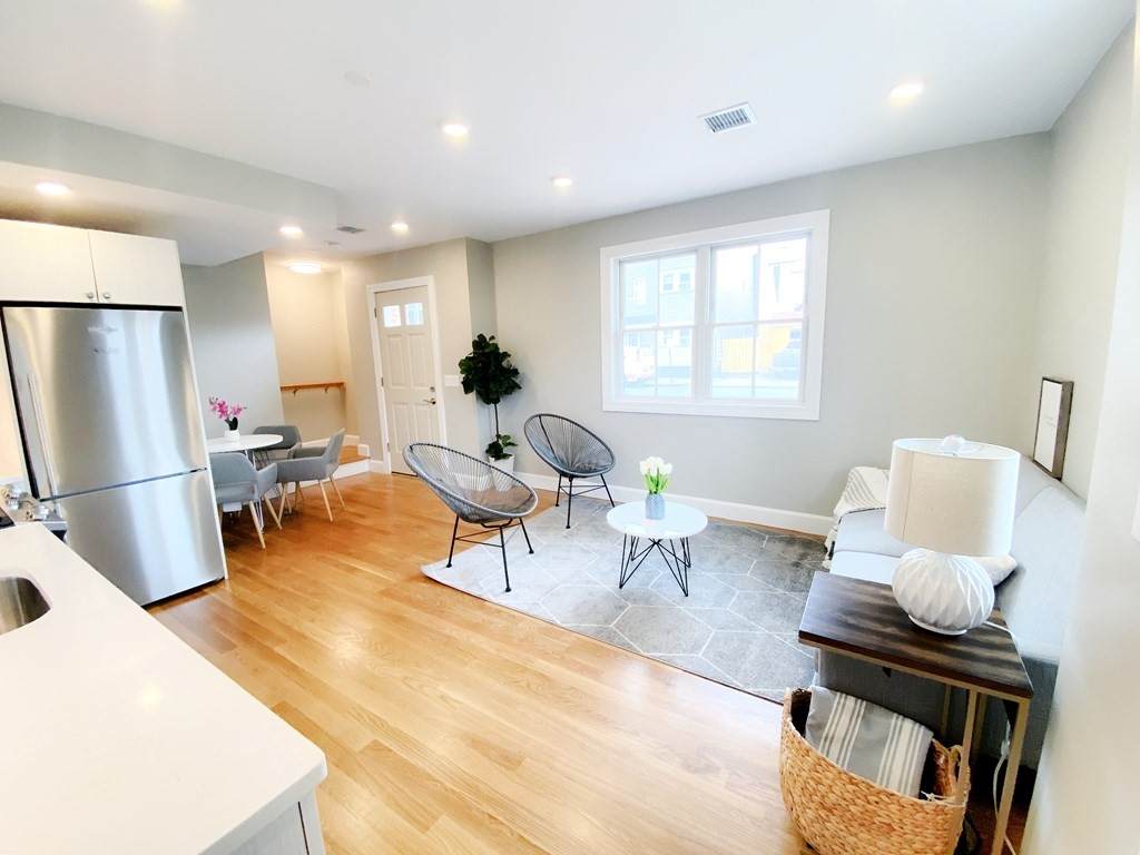 89 Prescott - Photo 1