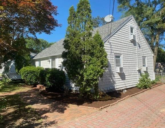 19 Brookshire Rd - Photo 1