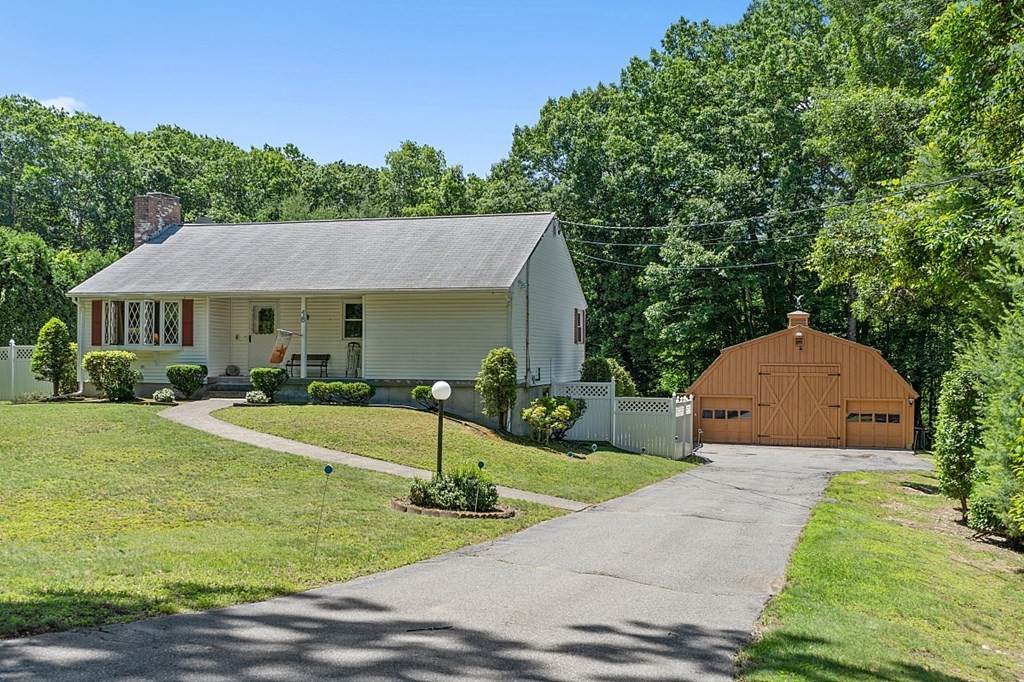 18 Beaman Road - Photo 1