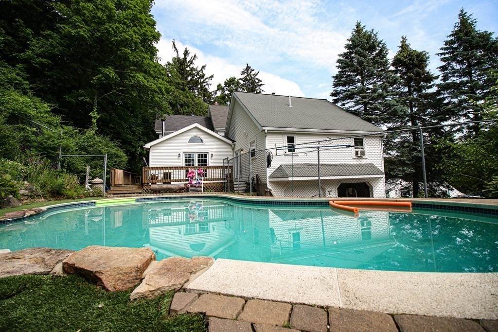 11 Pine St. - Photo 1