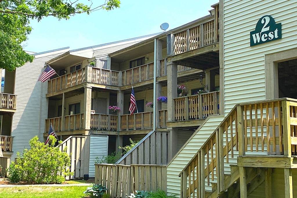 800 Bearse's - Photo 1