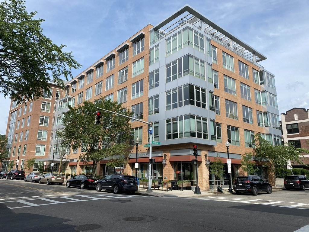 700 Harrison Ave - Photo 1