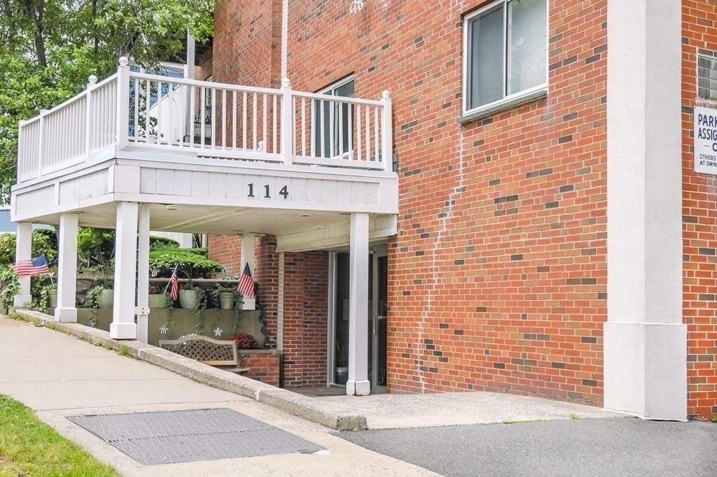 114 Nahant St - Photo 1