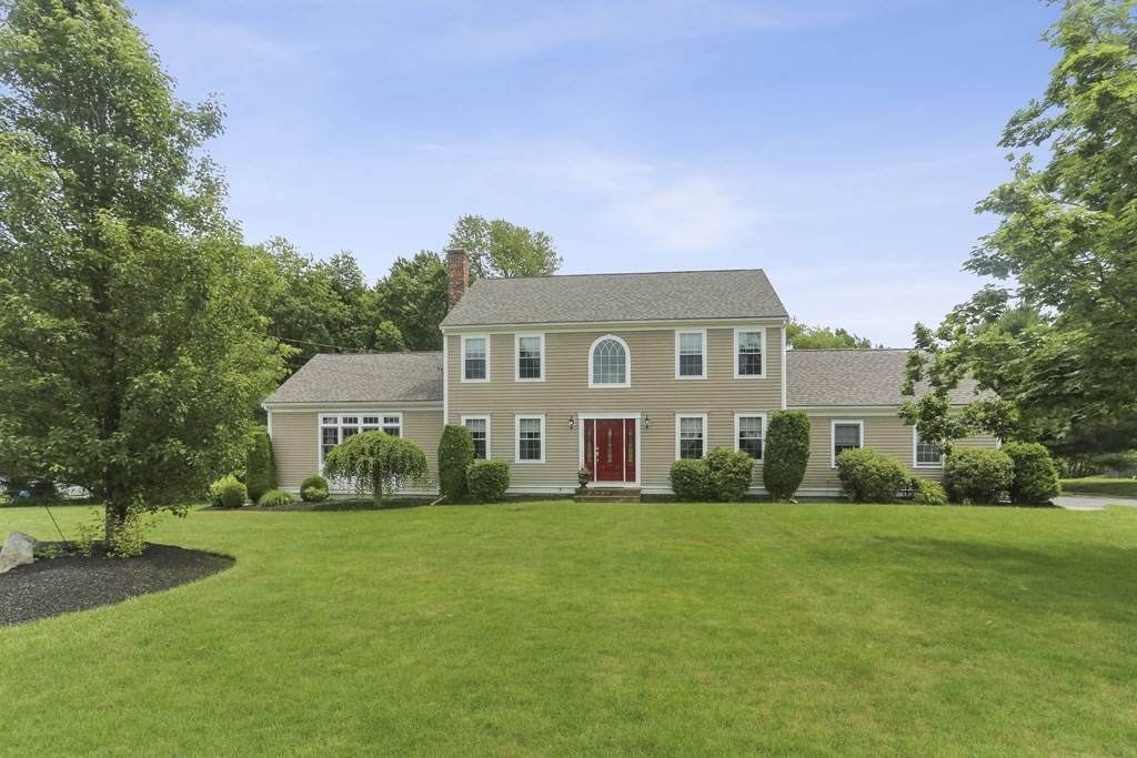 33 Howland Road - Photo 1