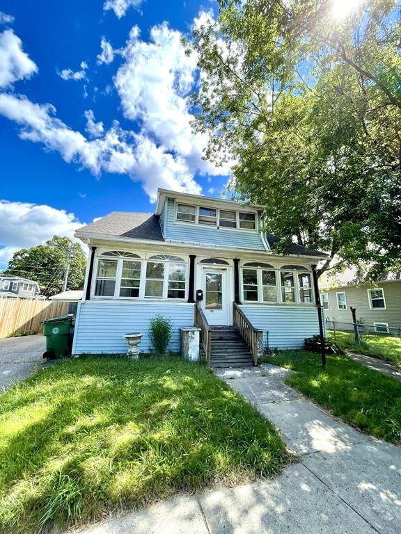 358 Grattan St - Photo 1
