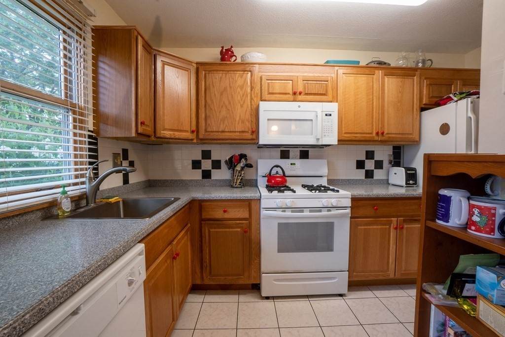 121 Northridge Rd - Photo 1