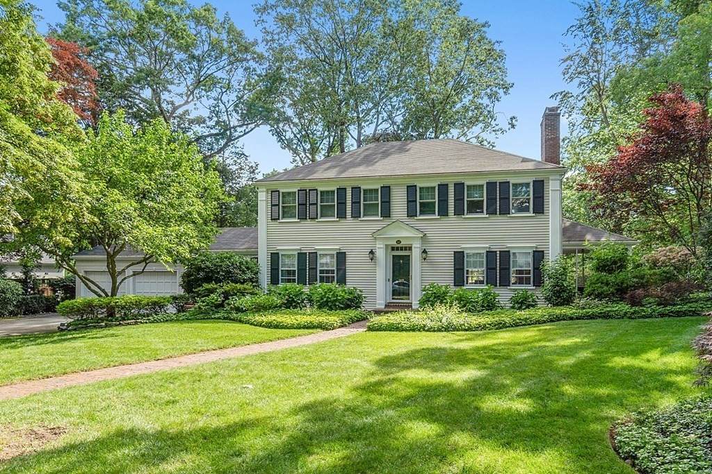 32 Sagamore Rd - Photo 1