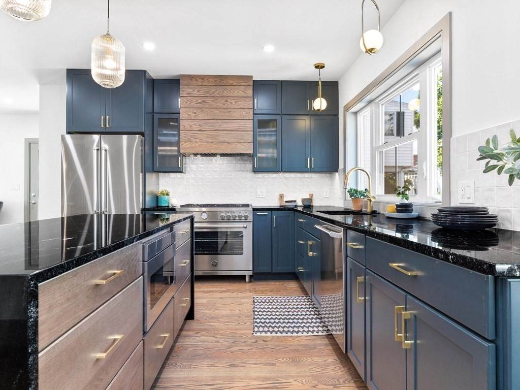 4 Exeter St - Photo 1