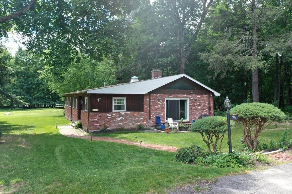 599 Salisbury Street - Photo 1