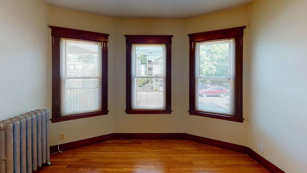 188 Fuller St - Photo 1