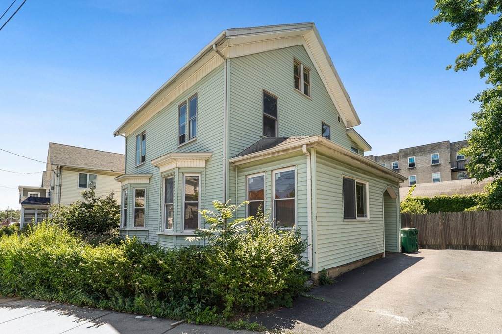15 Sylvia Rd - Photo 1