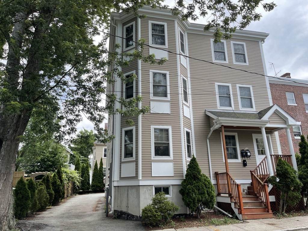 32 Arden Street - Photo 1