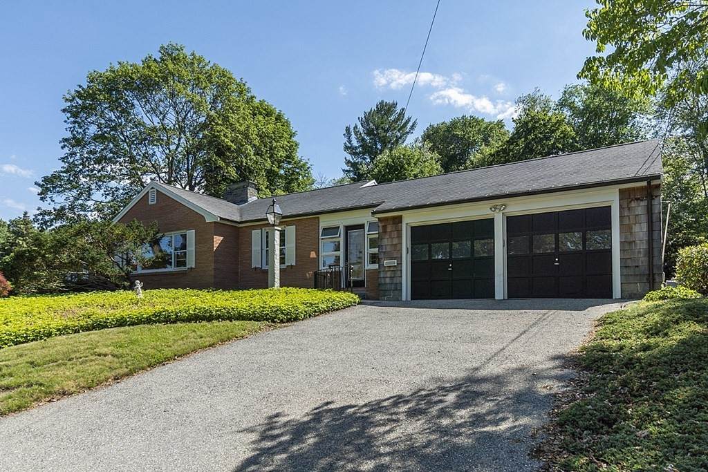 6 Montview Rd - Photo 1
