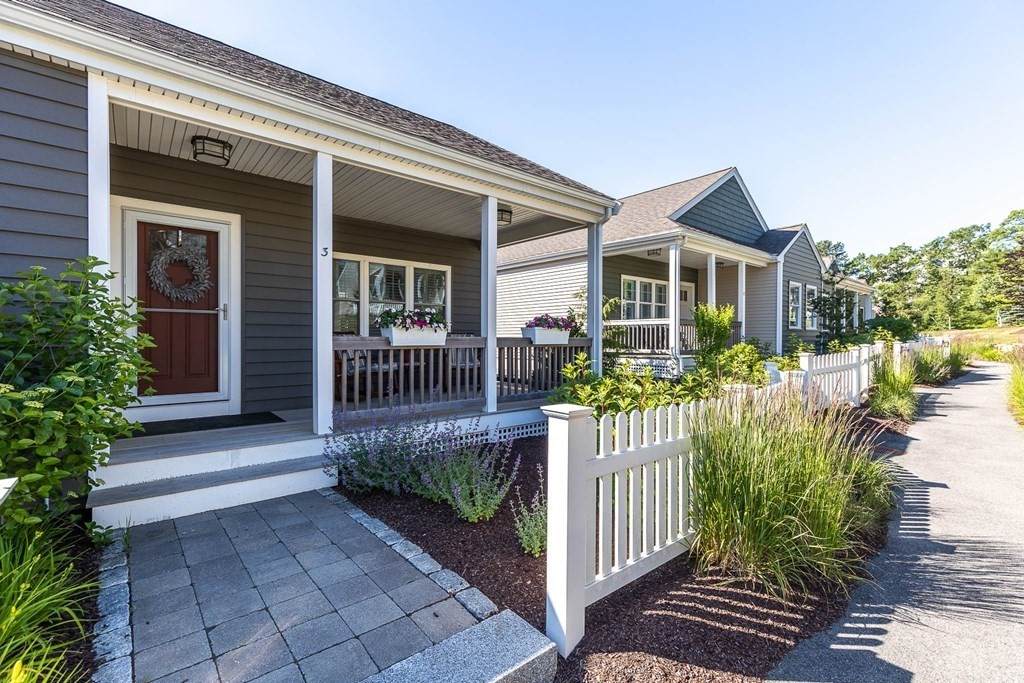 3 Dorset Ln - Photo 1
