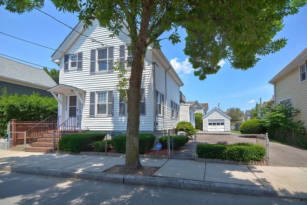 32 Myrtle St - Photo 1