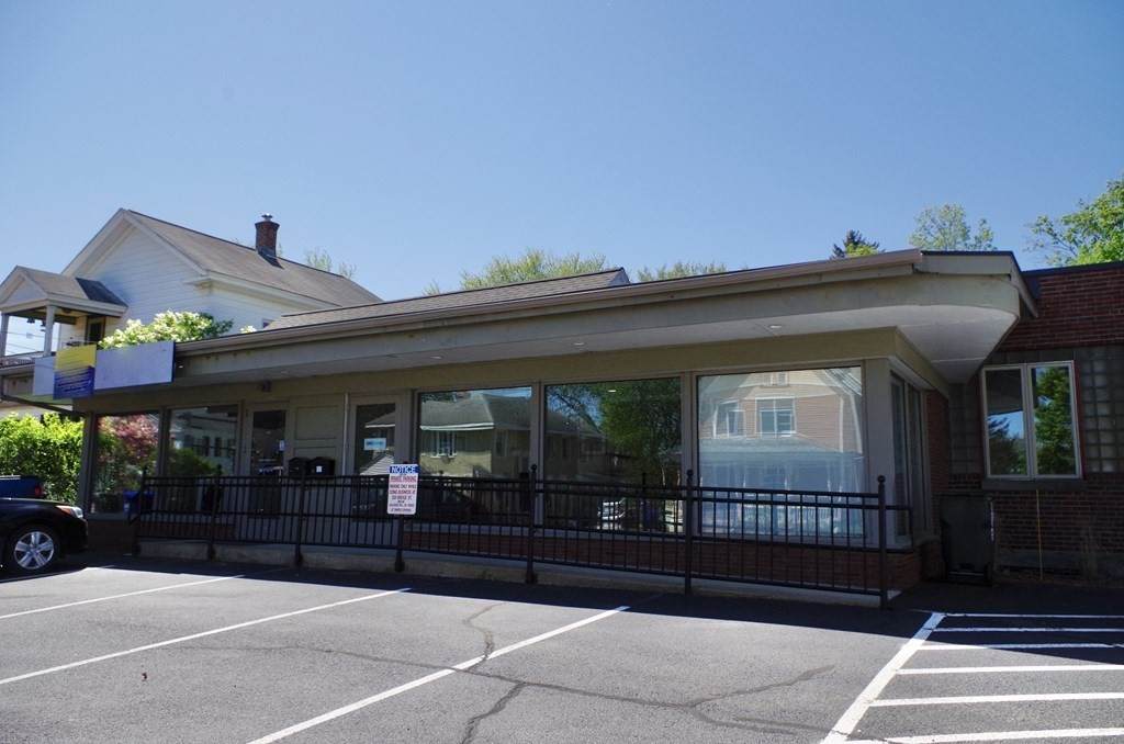 238 Bridge St - Photo 1