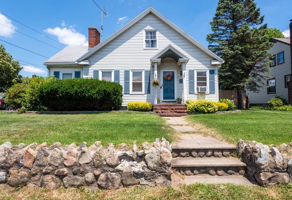 815 Lynnfield St - Photo 1