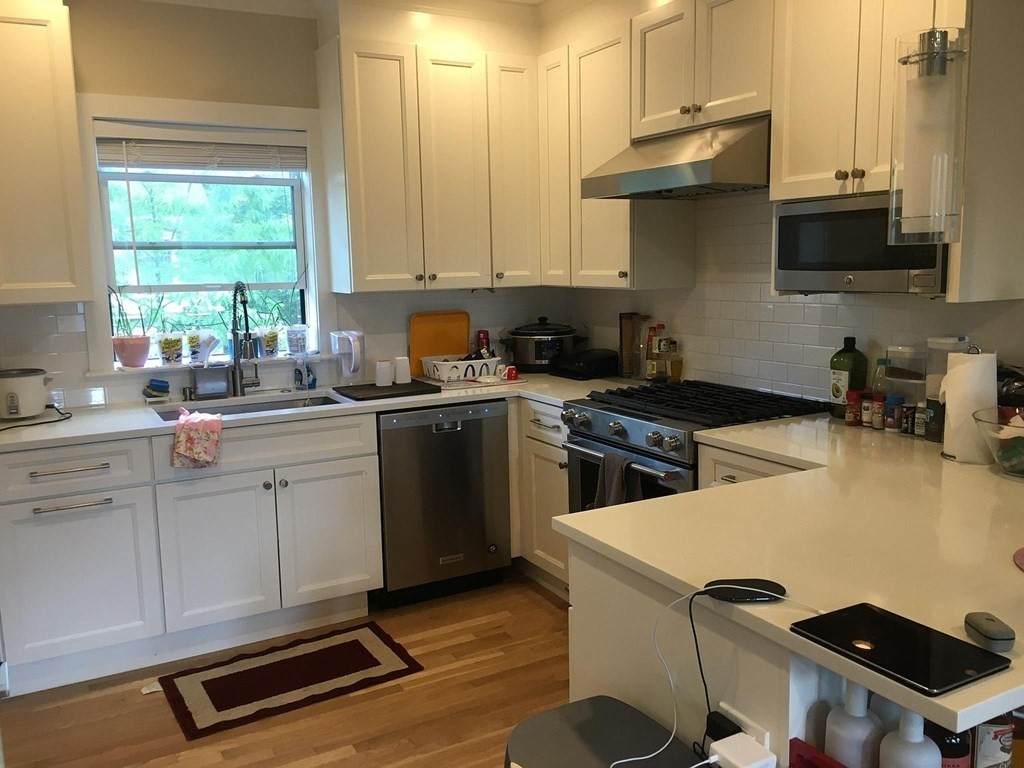222 Freeman - Photo 1