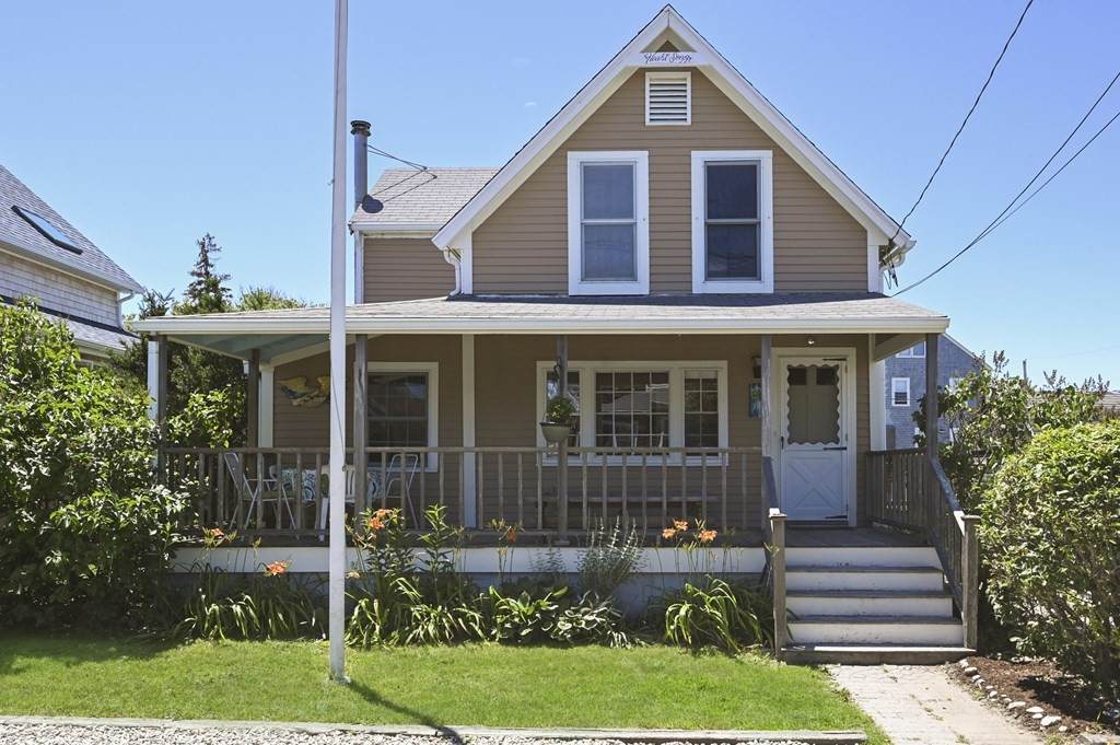 111 Ashburton Ave - Photo 1