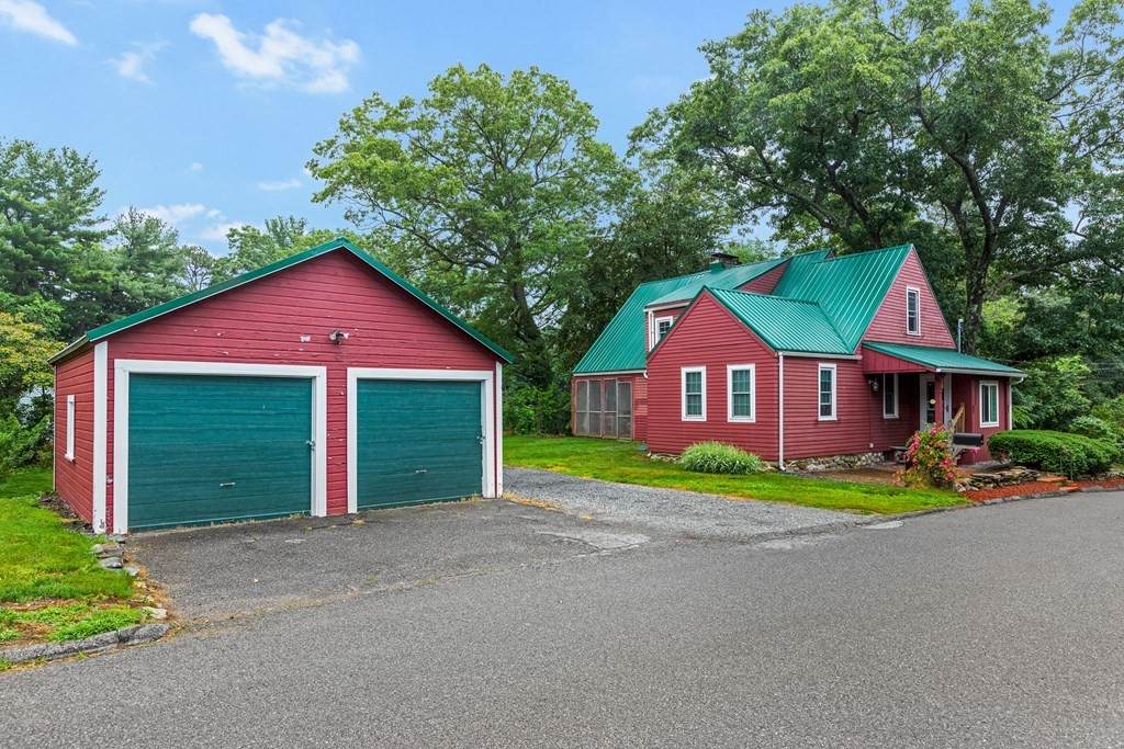 1525 Grafton Rd - Photo 1