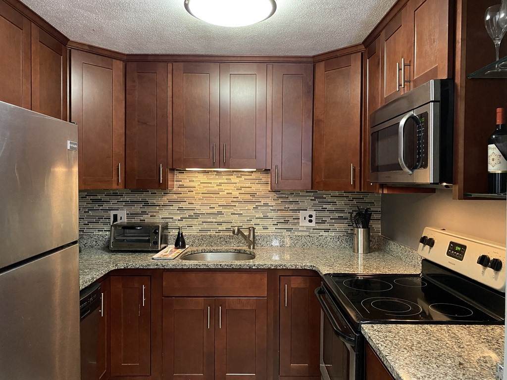 95 Fountain Lane - Photo 1