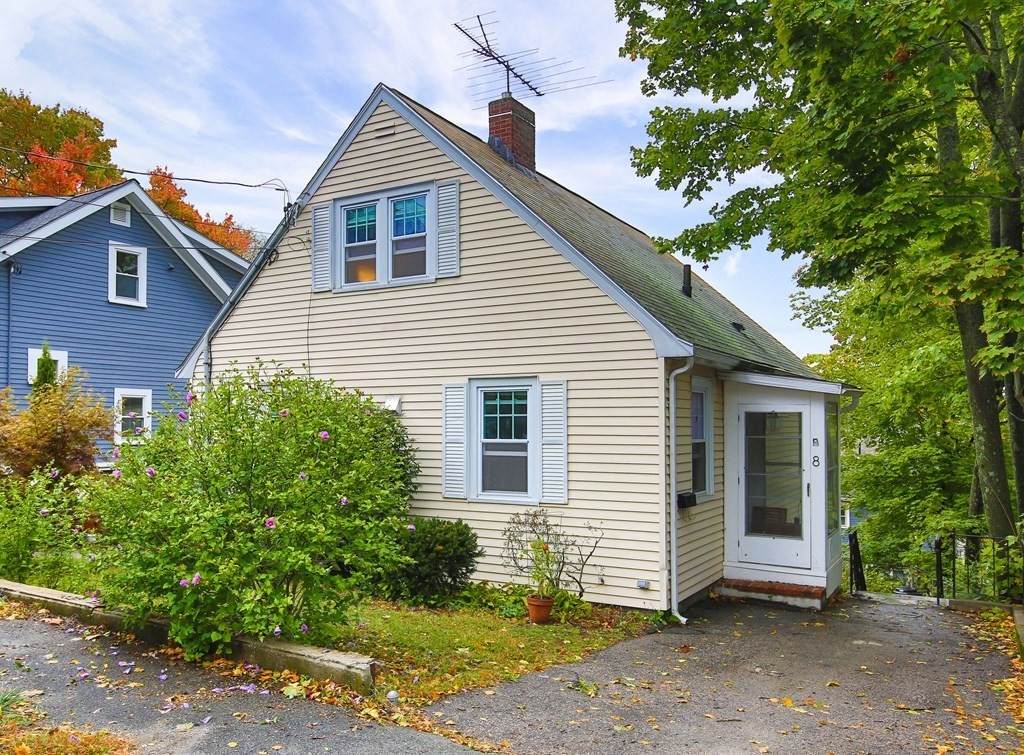 8 Lorne - Photo 1