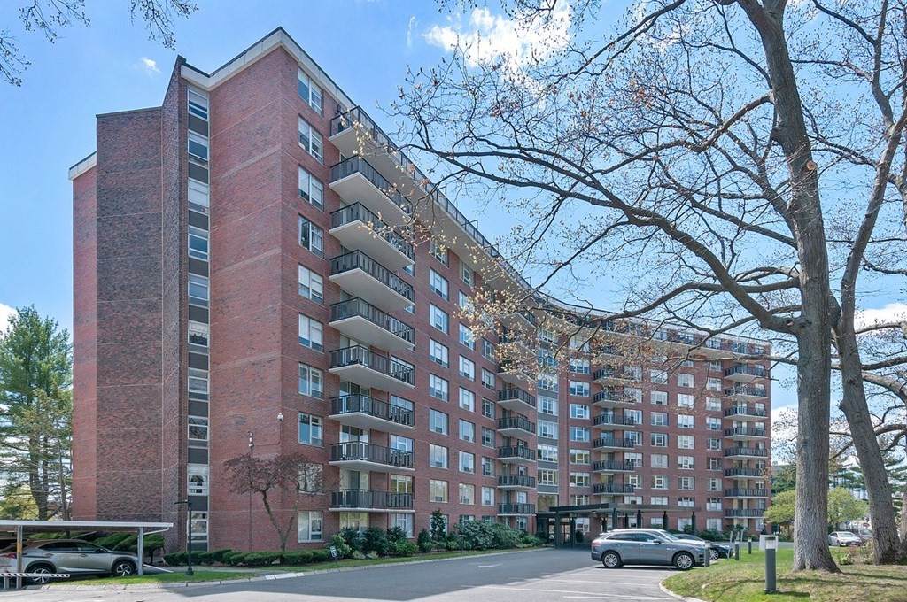 280 Boylston St - Photo 1
