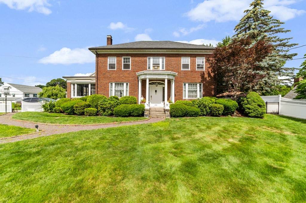 250 Bacon Street - Photo 1