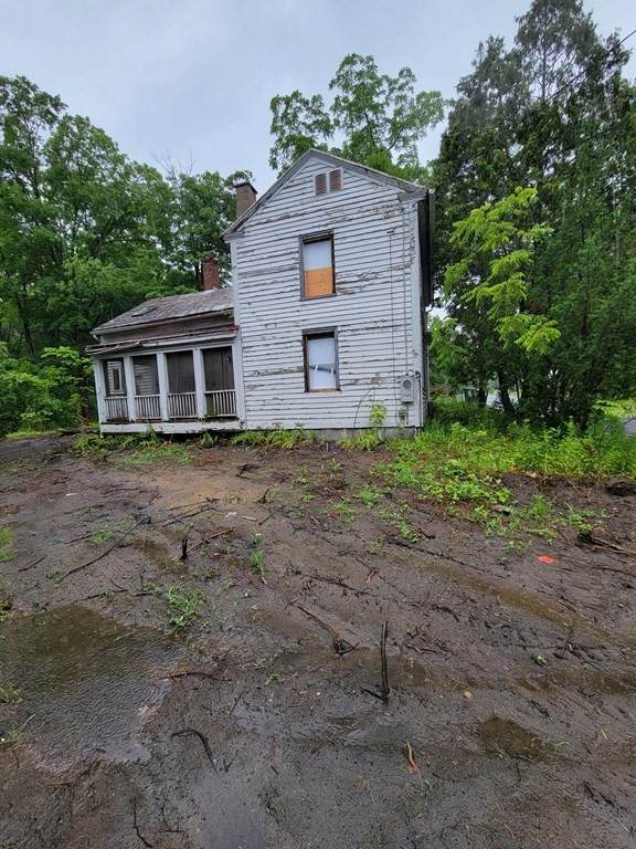815 Main St - Photo 1